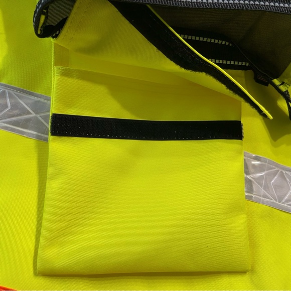 STIHL Chainsaw Protective Dynamic Hi-Vis Apron Chaps - Picture 7 of 7
